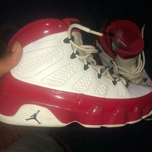 Red Jordan 9’s